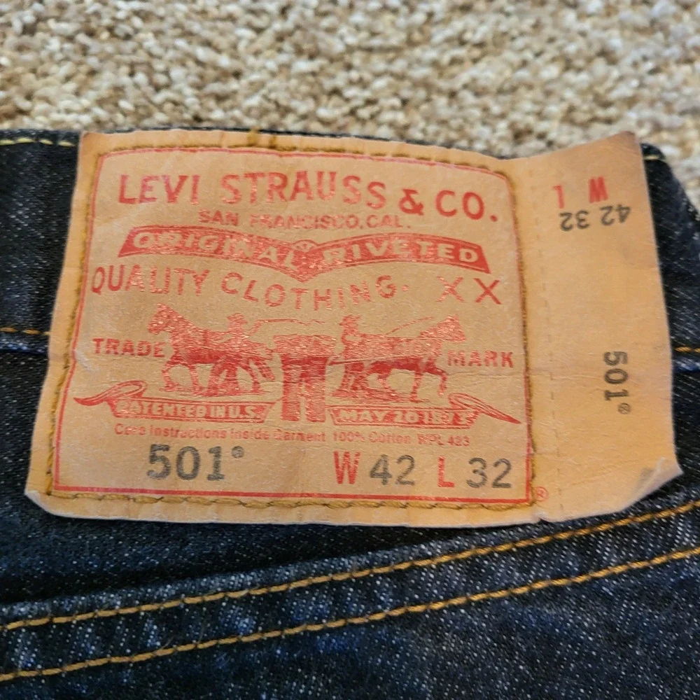 Levi's 501 Original Fit Black Wash Jeans W42 L32 Mens‎ Denim Cotton Button Fly